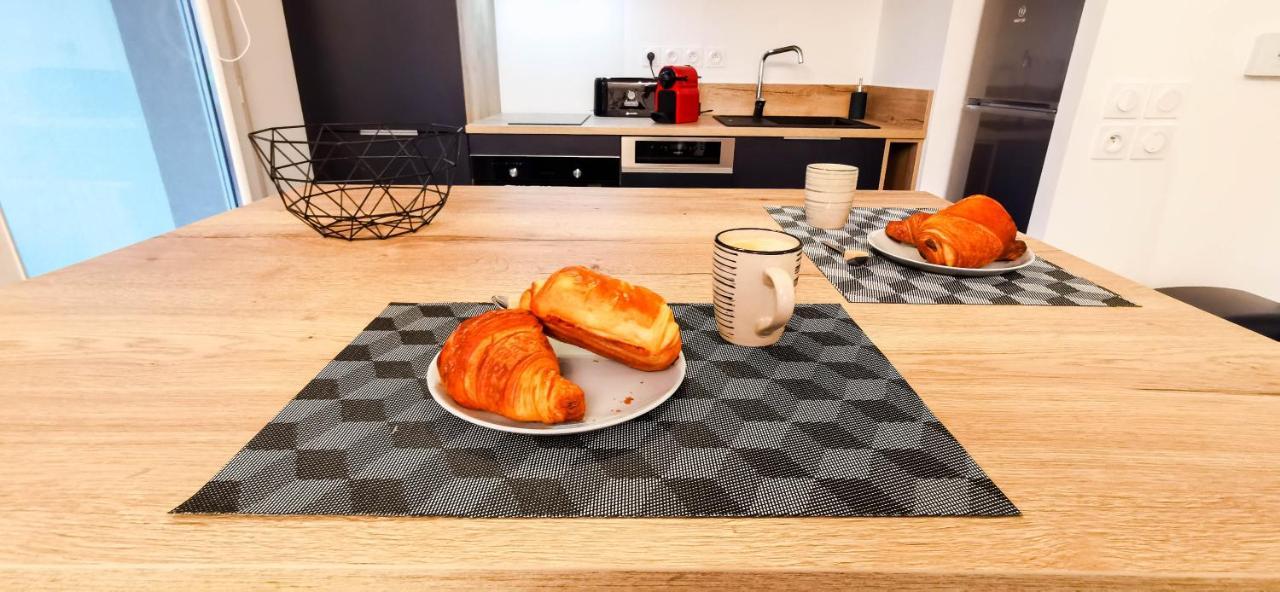 A 2 Pas Du - Wifi - Garage - Netflix - Disney+ - Apartment